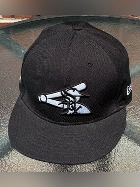 2020 New Era 59Fifty Chicago White Sox Black On Field Fitted Hat Cap Size 7 1/8